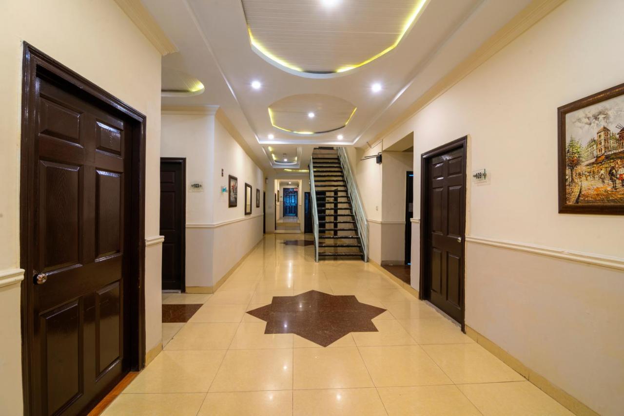 Hotel One Lalazar Multan Exteriér fotografie