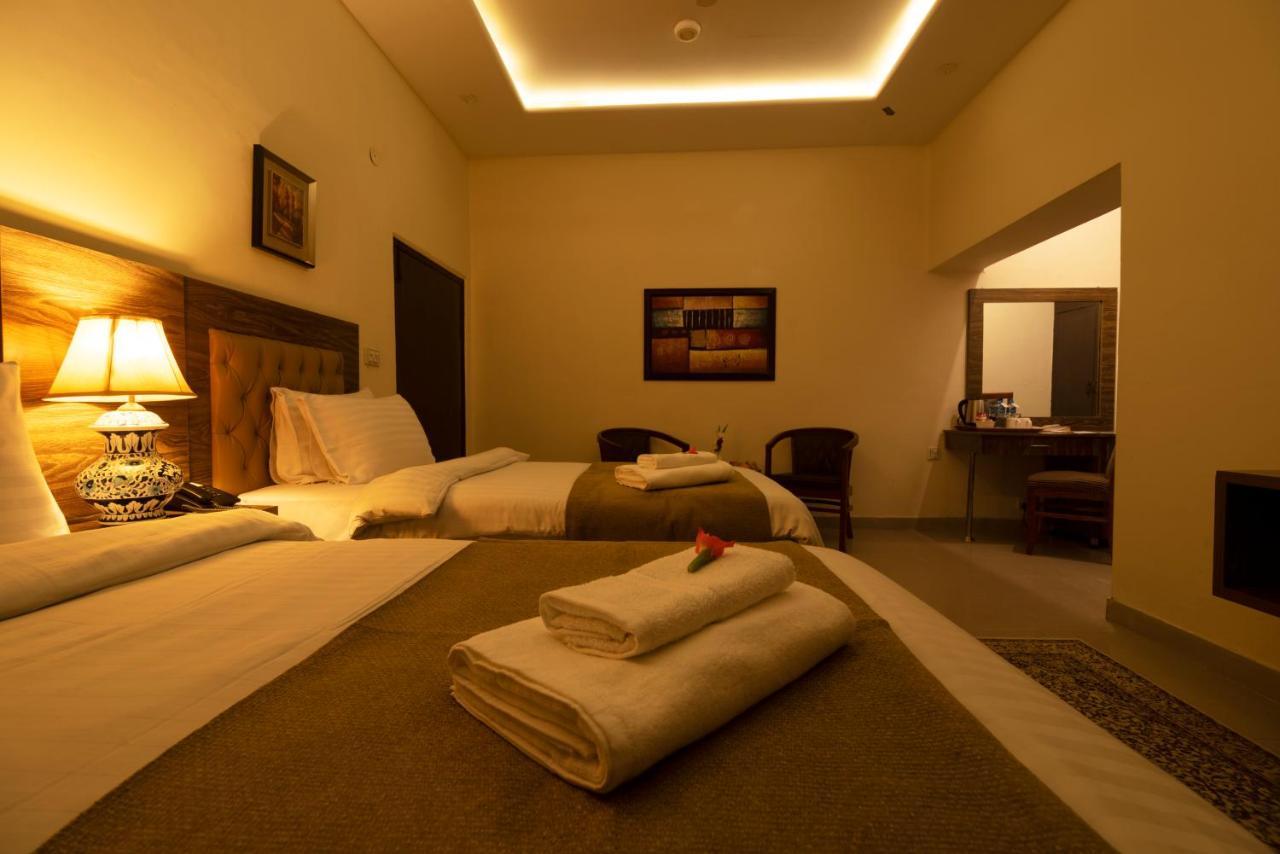 Hotel One Lalazar Multan Exteriér fotografie