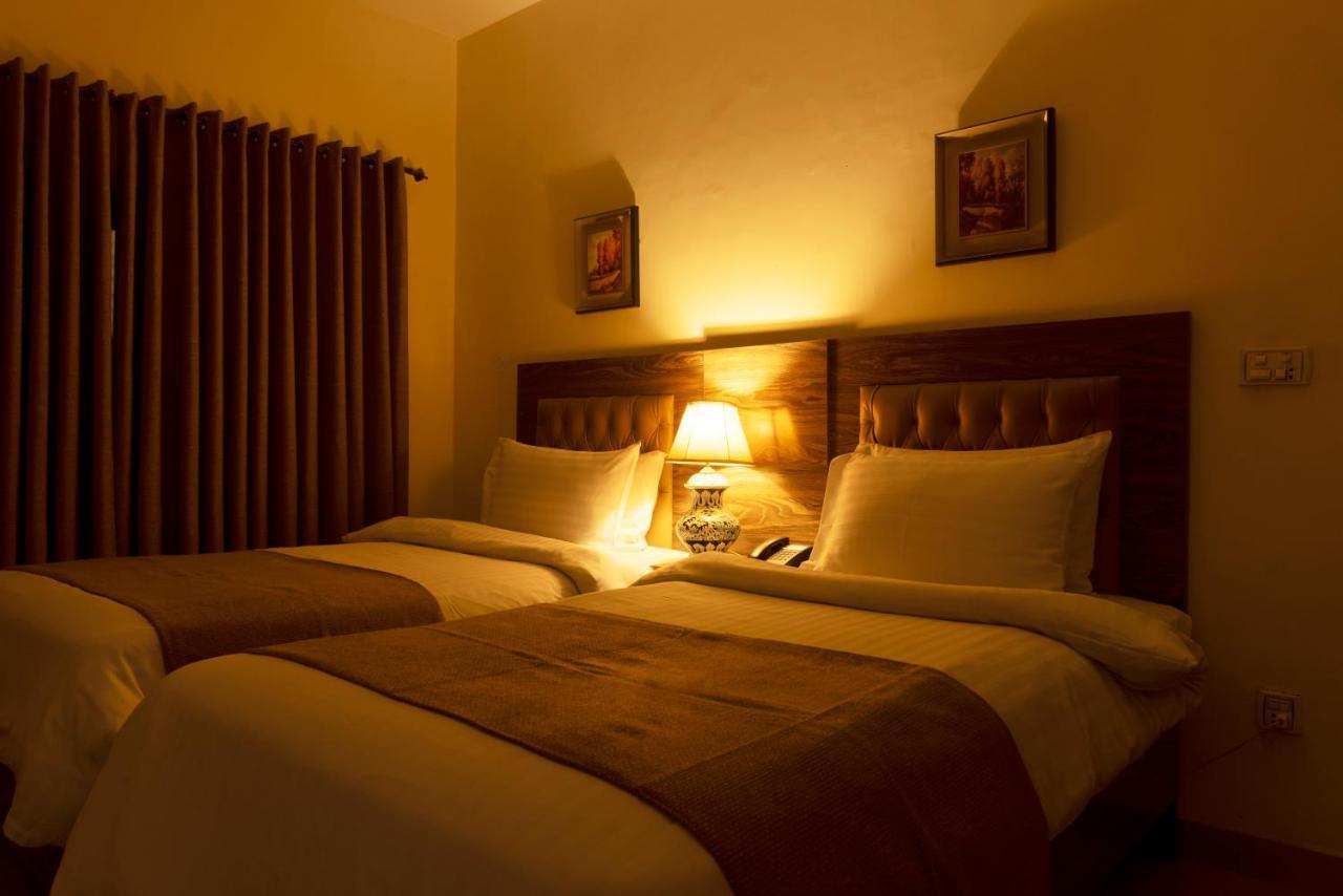 Hotel One Lalazar Multan Exteriér fotografie